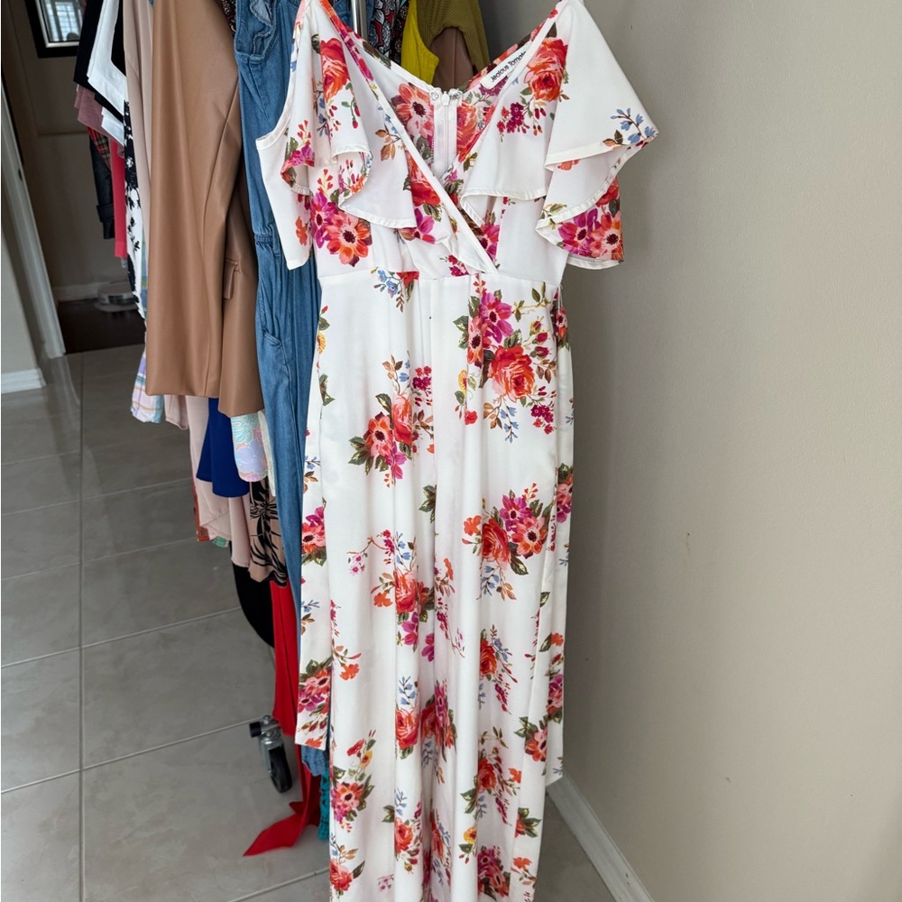 Floral White Maxi Dress